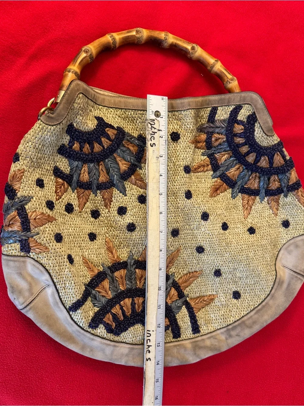 Gucci Beige Suede And Raffia Embroidered Peggy Bamboo Handle Floral Hobo Italy